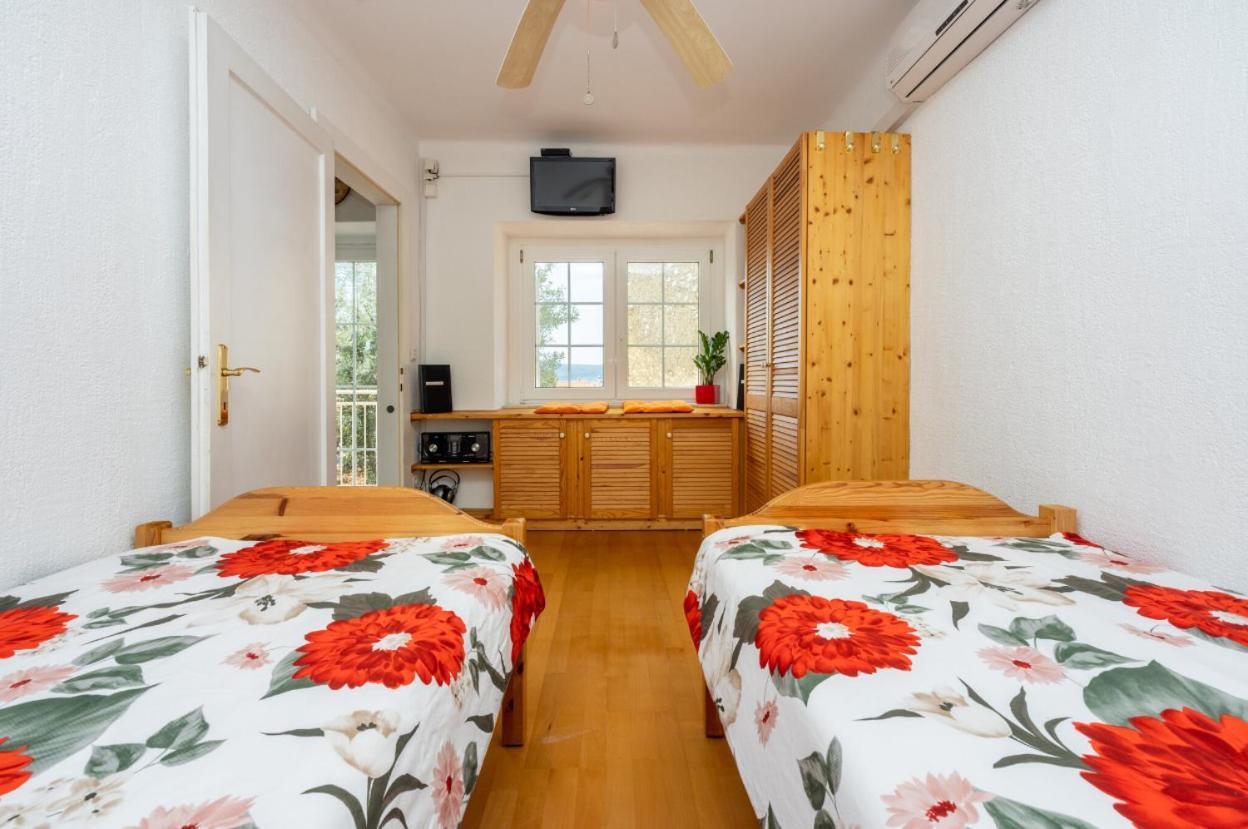 Kuca Za Odmor Antic - Holiday House Antic Novi Vinodolski Extérieur photo