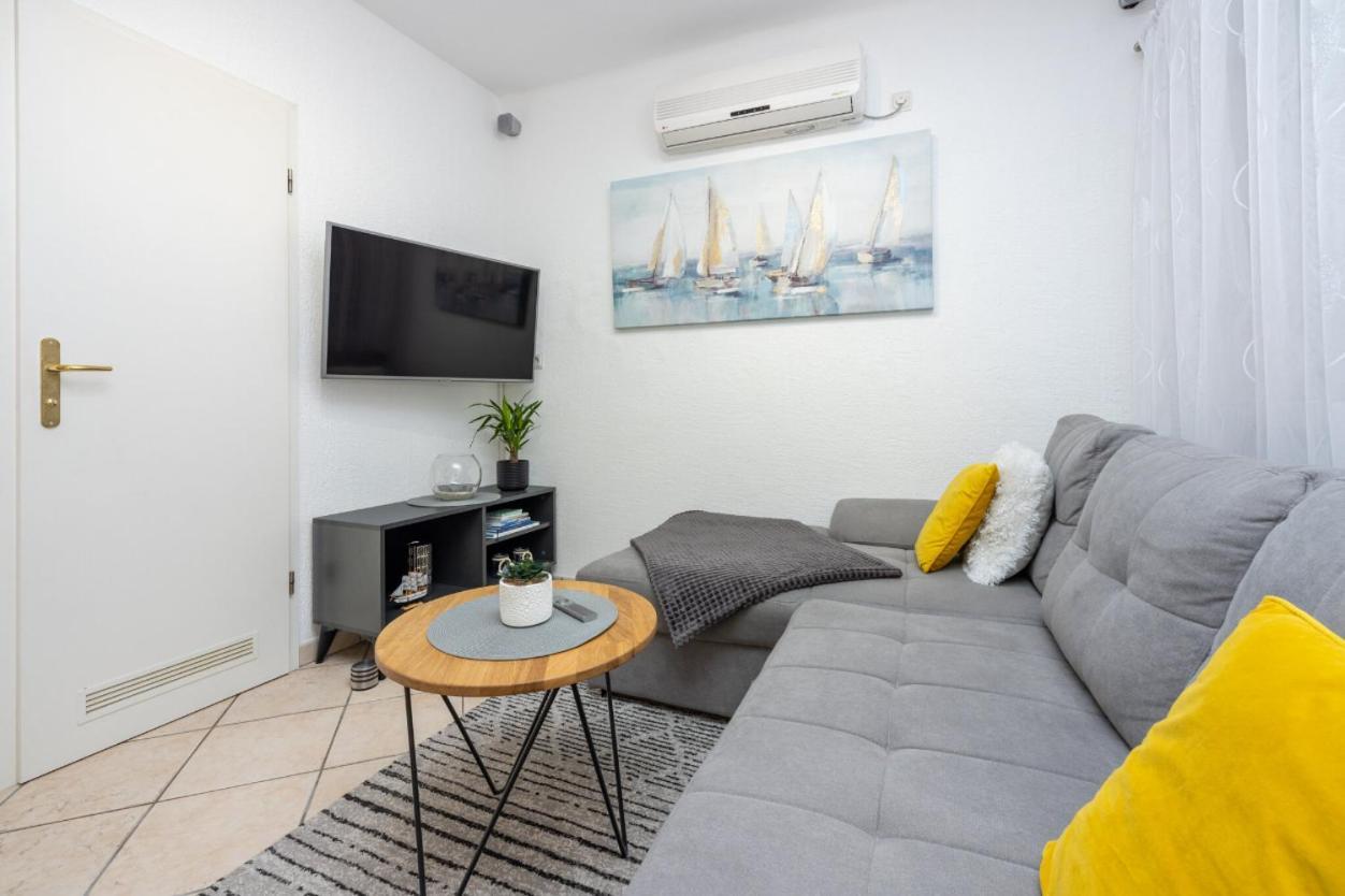 Kuca Za Odmor Antic - Holiday House Antic Novi Vinodolski Extérieur photo